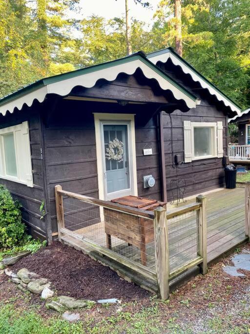 The Garden Cottage Гендерсонвілл Екстер'єр фото